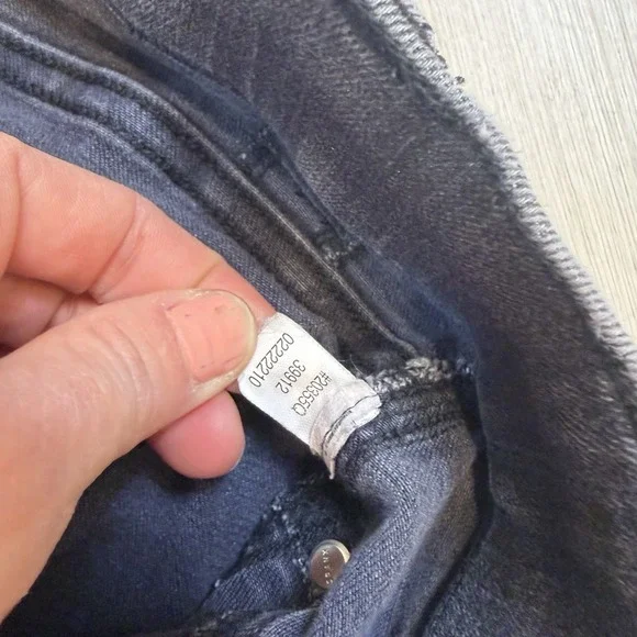 SPANX VINTAGE BLACK Wash STRAIGHT Leg pull-on Ankle Jeans #20355R Medium - Picture 6 of 10